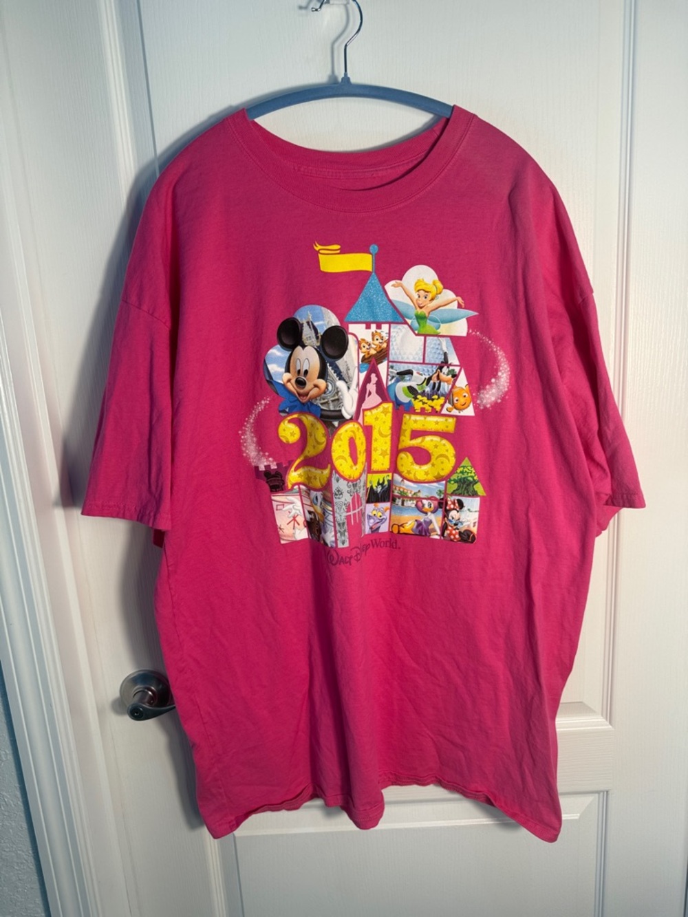 Disney Bright Pink 2015 Castle Graphic Women’s T-Shirt Size 3X